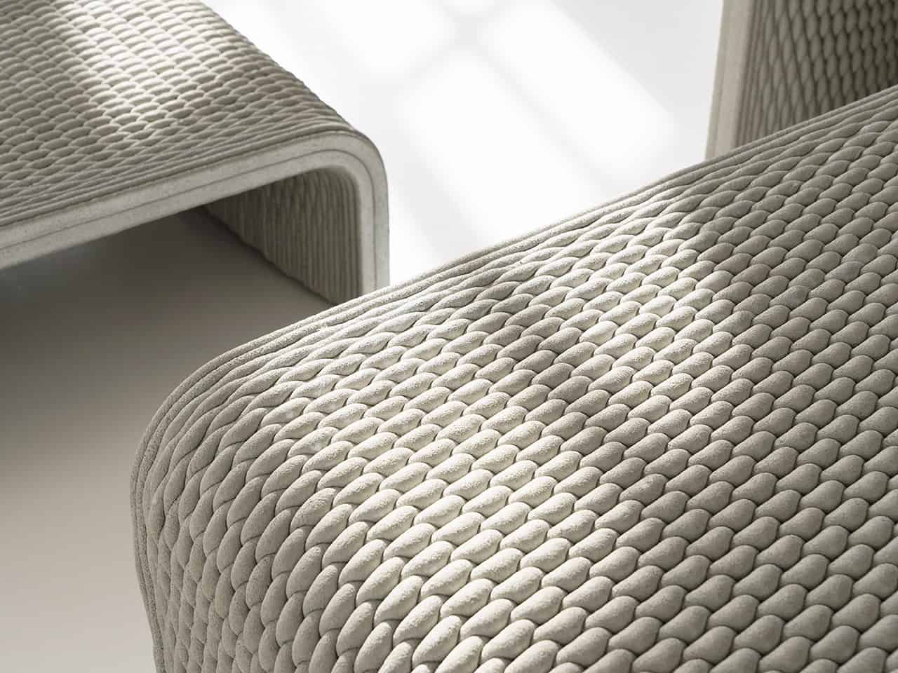 Woven Concrete, mobilier en béton tissé à Tokyo