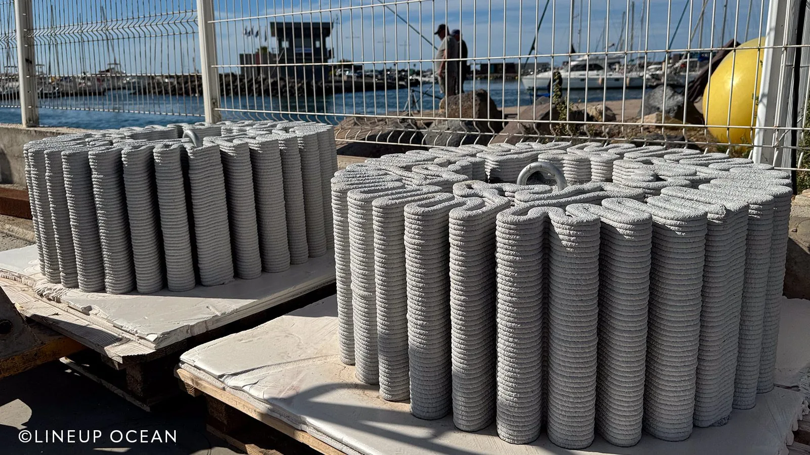 3D-printed concrete marine modules