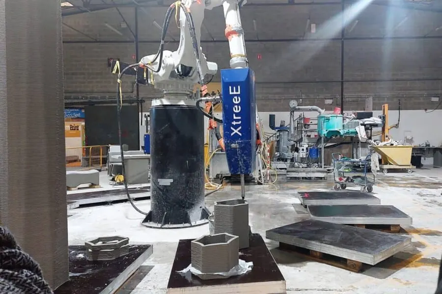 Column formwork for the Aubervilliers Olympic swimming pool