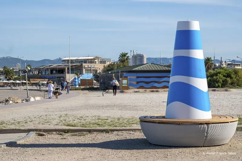 Lower part of marker buoys