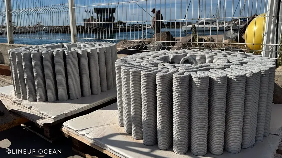 3D-printed concrete marine modules
